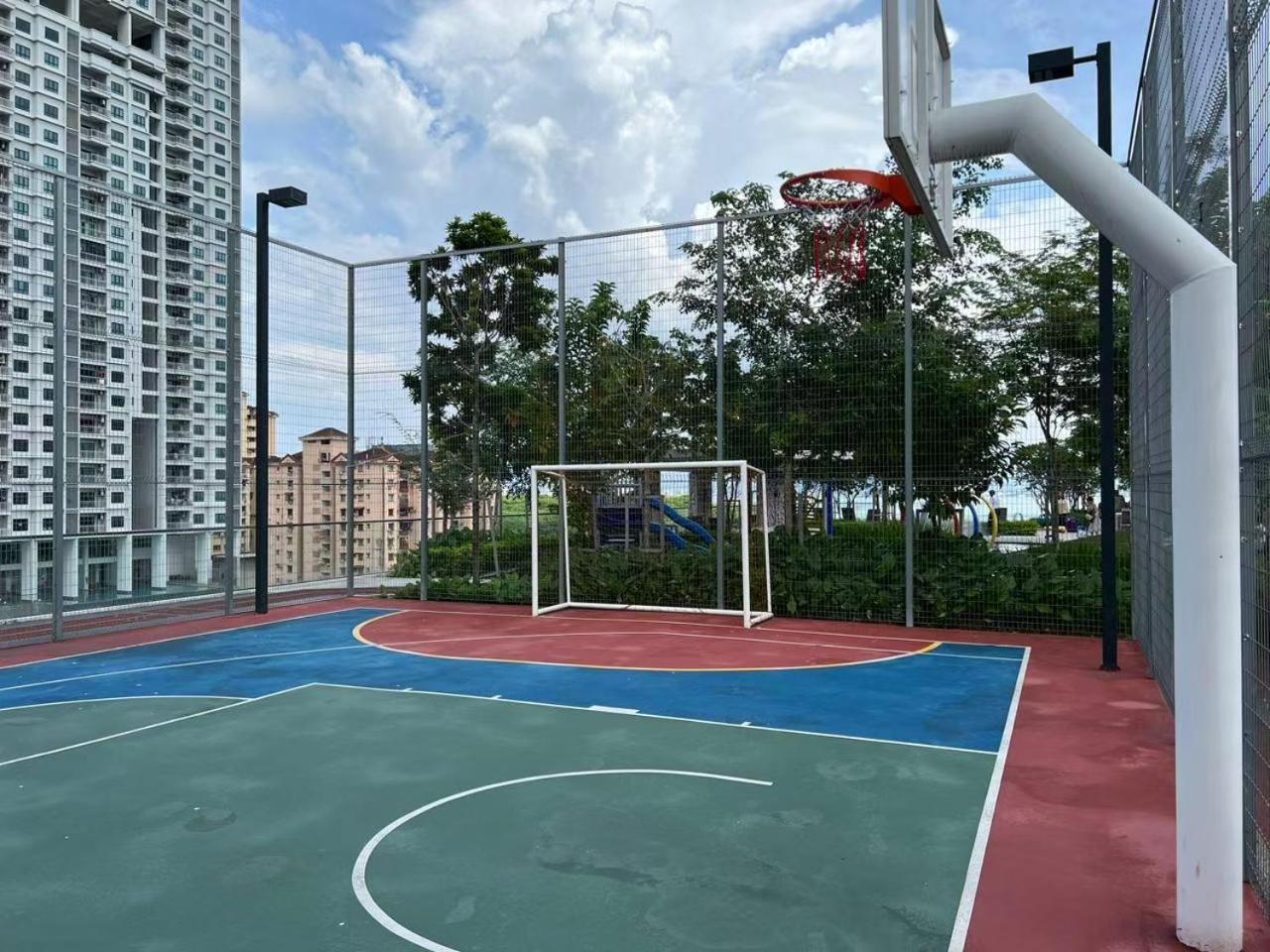 Urban Suites Two Or Three Bedroom Georgetown By Anc Jelutong Luaran gambar