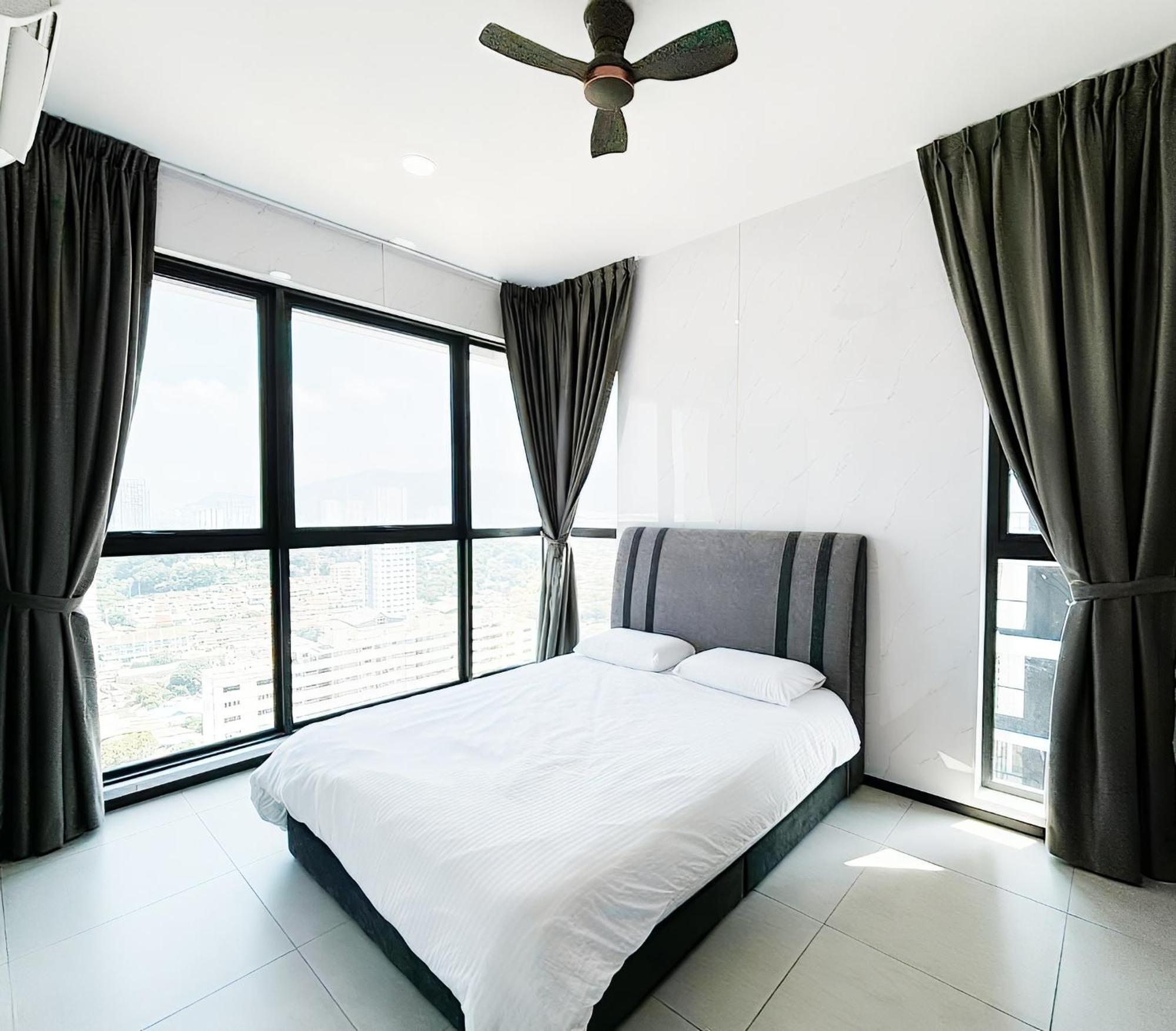 Urban Suites Two Or Three Bedroom Georgetown By Anc Jelutong Luaran gambar