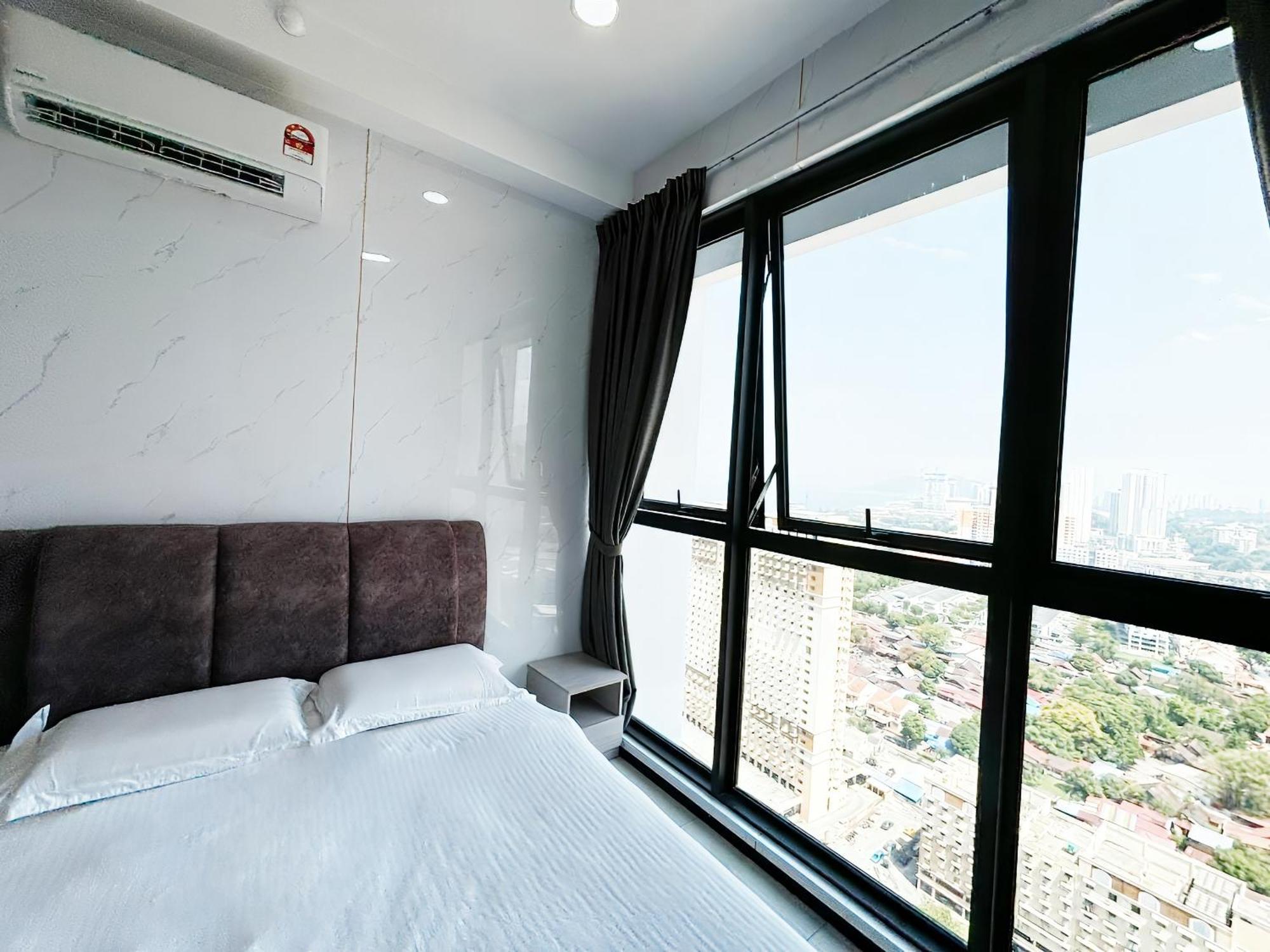 Urban Suites Two Or Three Bedroom Georgetown By Anc Jelutong Luaran gambar