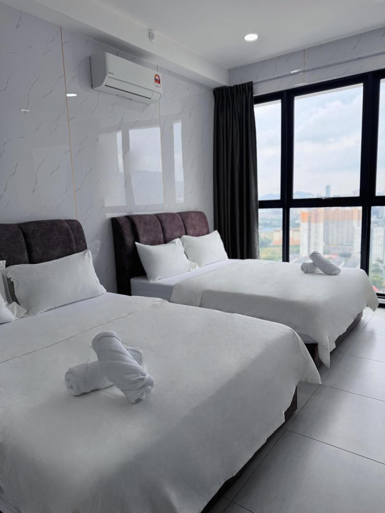 Urban Suites Two Or Three Bedroom Georgetown By Anc Jelutong Luaran gambar