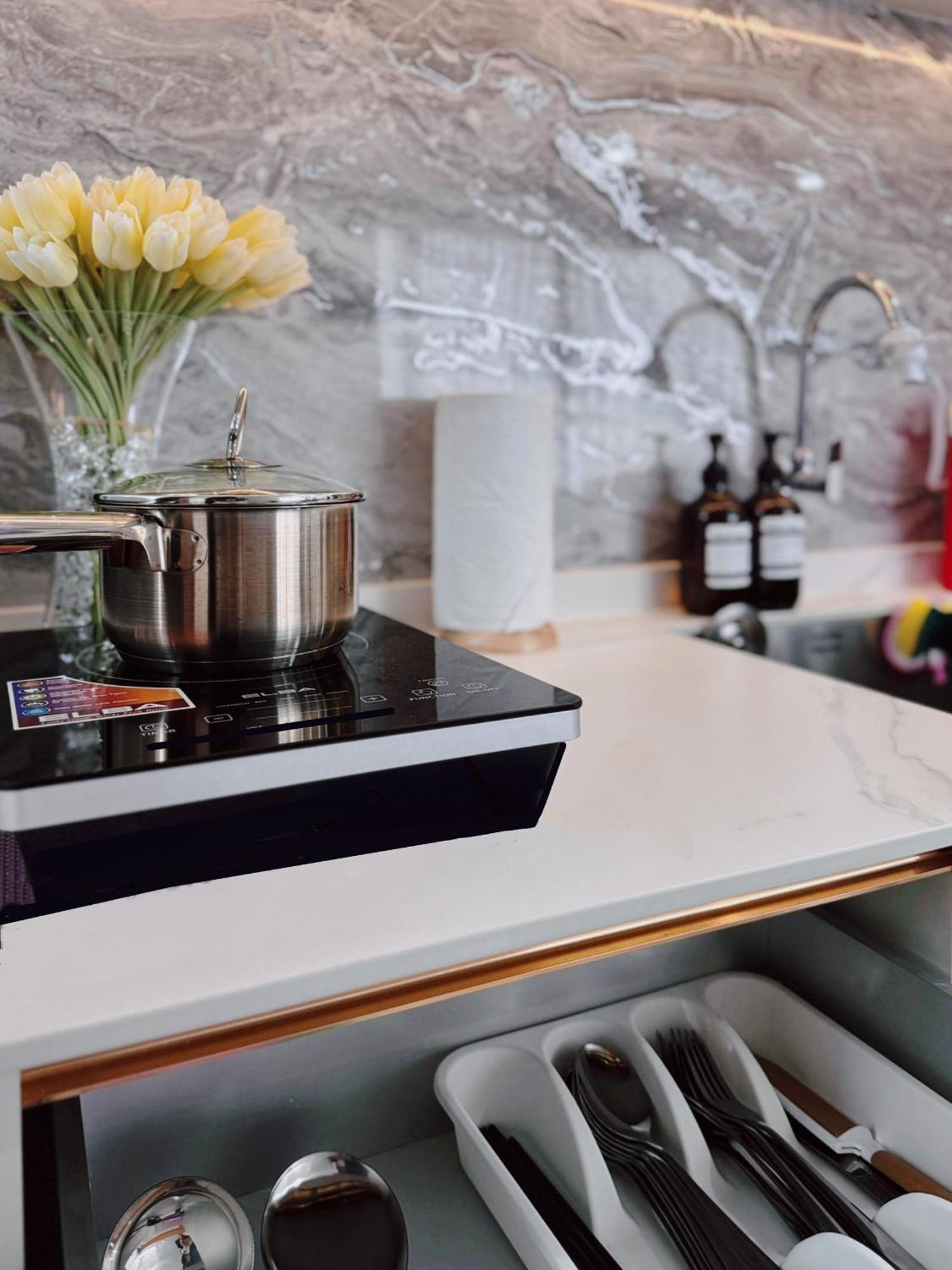 Urban Suites Two Or Three Bedroom Georgetown By Anc Jelutong Luaran gambar
