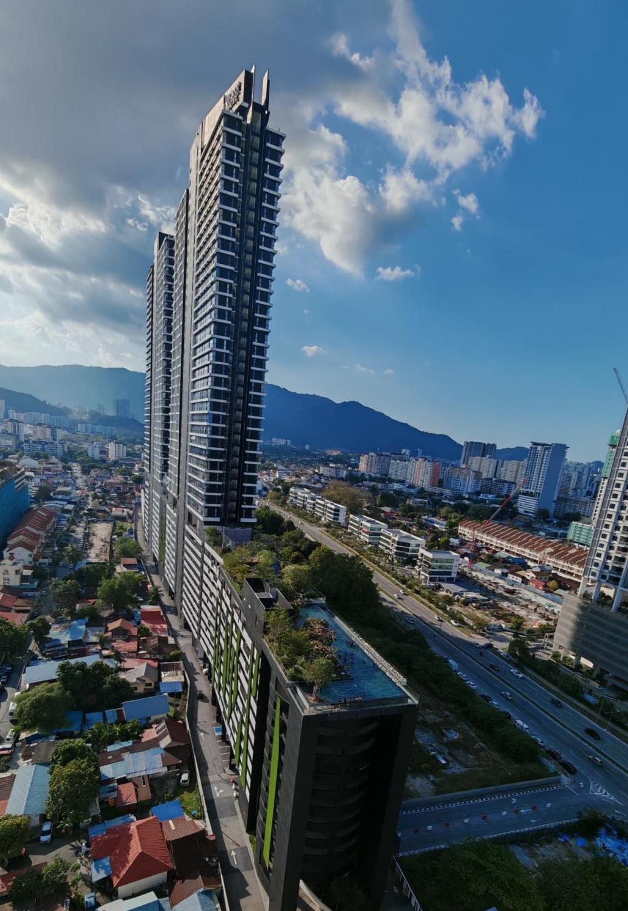 Urban Suites Two Or Three Bedroom Georgetown By Anc Jelutong Luaran gambar