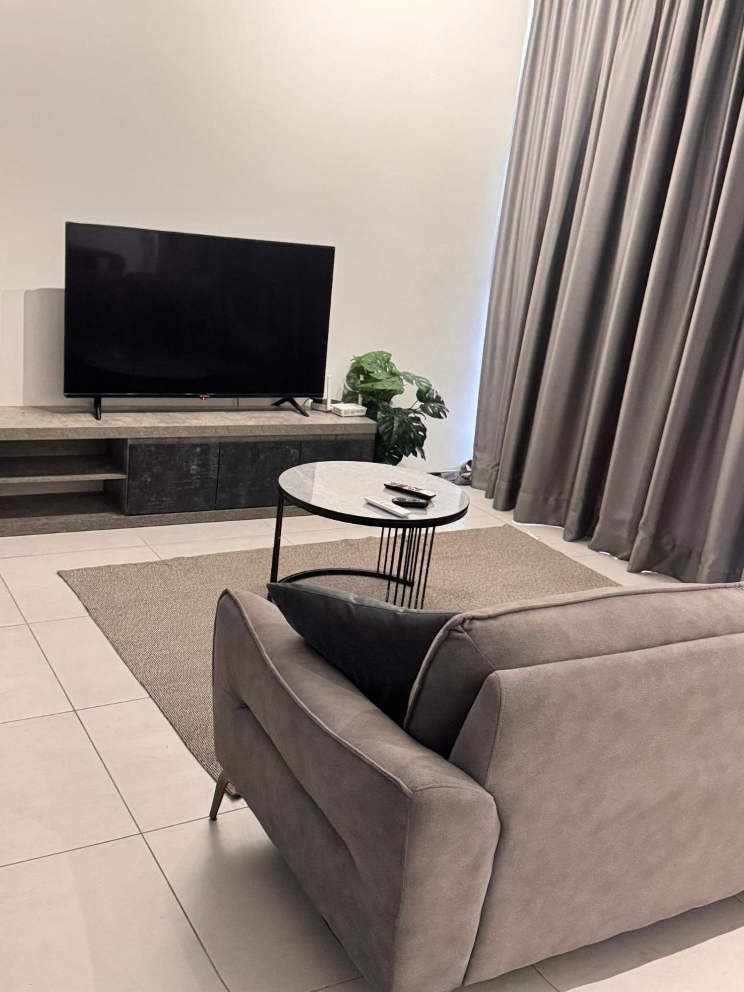 Urban Suites Two Or Three Bedroom Georgetown By Anc Jelutong Luaran gambar